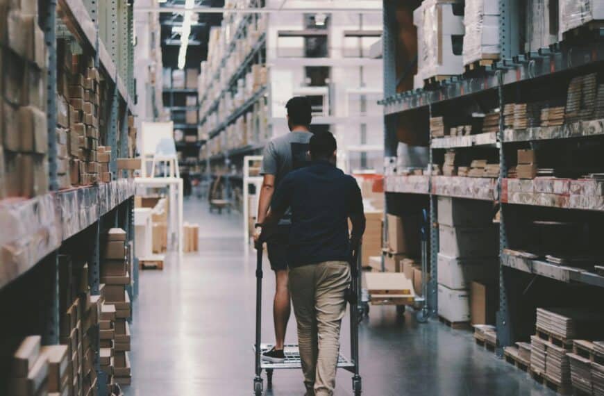 jak przebiega proces kompletacji w magazynie z systemem wms tp